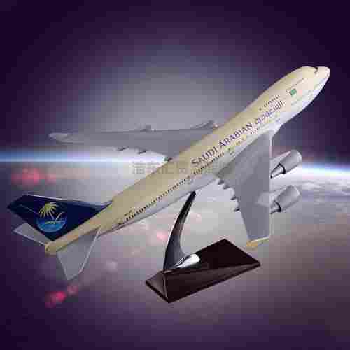 Decorative Simulation Aircraft Model [OEM SAUDI ARABIAN Airlines Boeing 747 Resin]