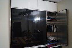 Customized Wardrobes Cabinet Age Group: Old Age