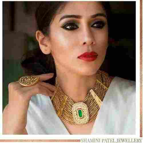 Ladies Designer Gold Necklace 