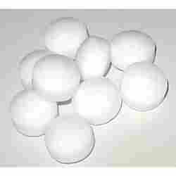 White Color Naphthalene Ball
