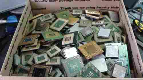 Intel Pentium Pro Ceramic Cpu Processor Scrap With Gold Plates