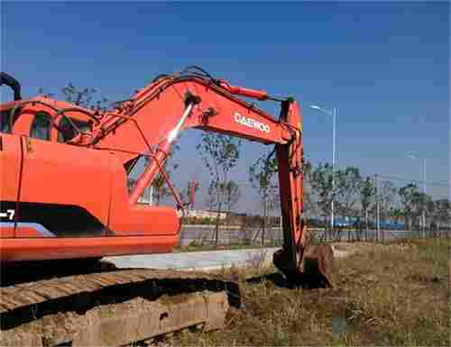 Doosan 220 Crawler Excavators (Dh220LC-7)