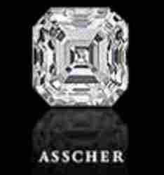 Brilliant Shining Asscher Shaped Diamond 