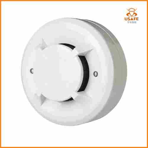 Smoke Detector With High Stability