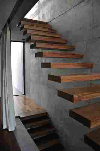 Cantilever Staircase With Out Wooden Cladding