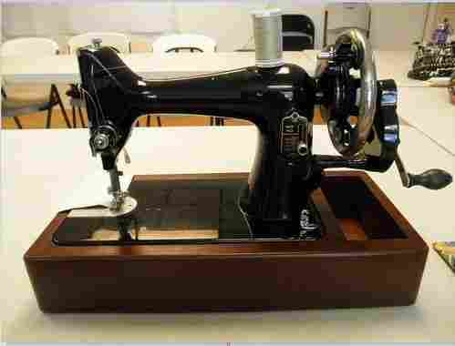 Domestic Hand Sewing Machine