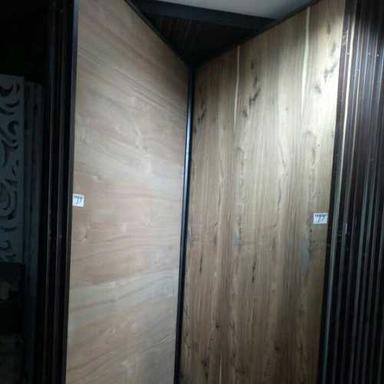 Anti-Slip Wooden Veneer Flooring 
