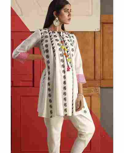 3/4 Sleeves Ladies Fancy Kurtis