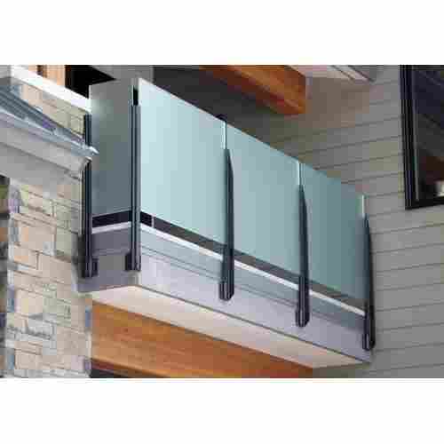 Robust Design Glass Balcony Railing