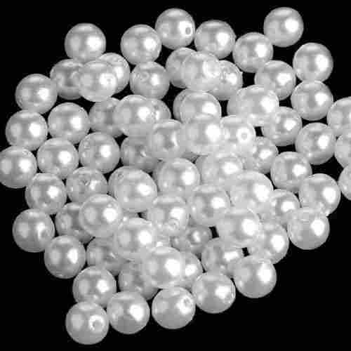 Round White Plastic Pearl
