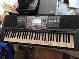 Yamaha PSR 1000 Musical Keyboard