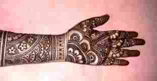 Herbal Hand Mehndi (Henna)