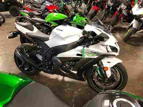 Motorcycle (Kawasaki Ninja ZX-6R ABS)