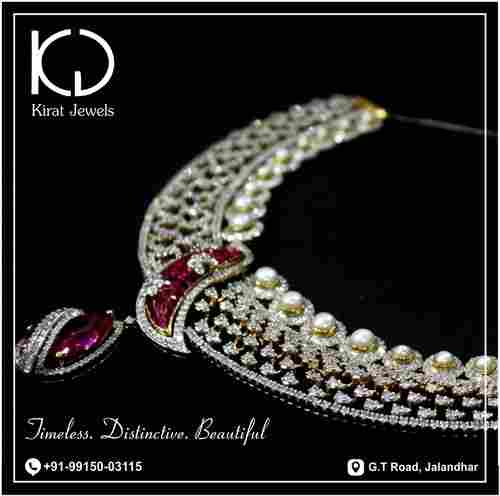 Elegant Look Diamonds Necklace
