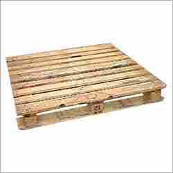 Four Way Wood Pallets
