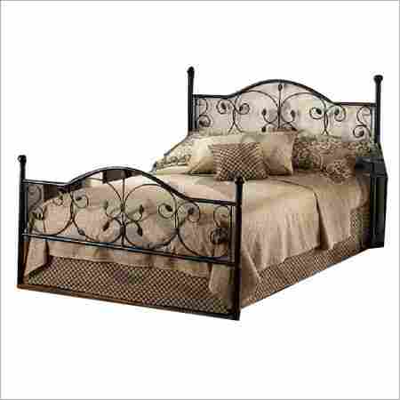 Queen Bed With Scroll Leaf