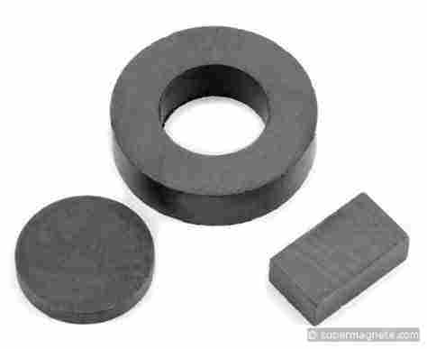 Strontium and Barium Ferrite Magnets