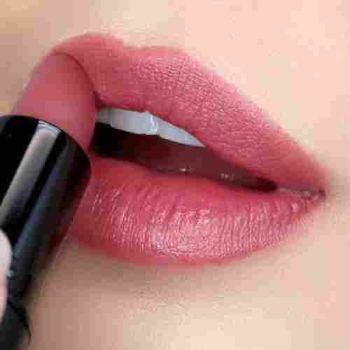 Ladies Cosmetic Glossy Lipstick