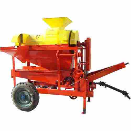 Red Color Tractor Thresher
