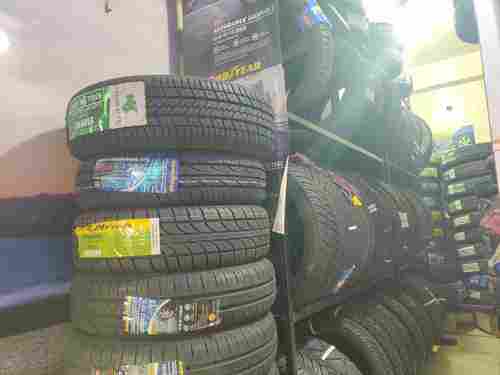 Heavy Duty Tubeless Tyres 