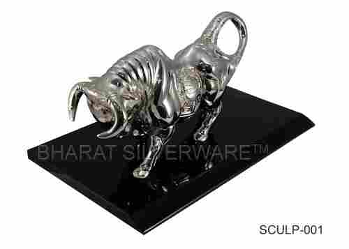 Corrosion Proof Pure Silver Charging Bull for Inteior Decoration