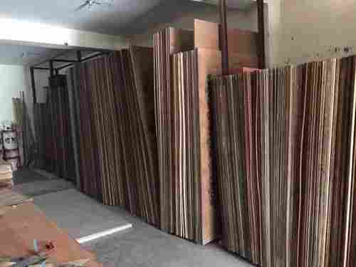 Brown Plain Laminated Plywood