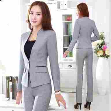 Women Grey Slim Fit Suit