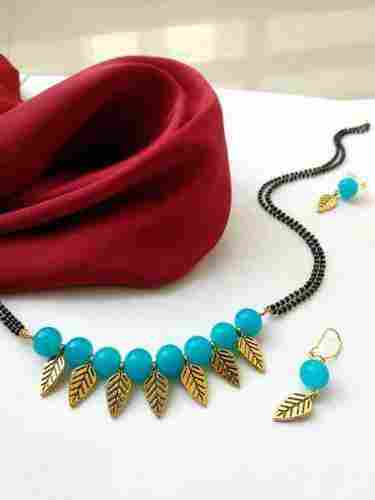 Shiny Look Artificial Beaded Necklace Set