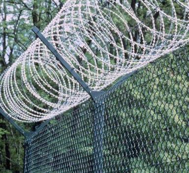 Concertina Coil Fencing Wire Application: Commercial Site