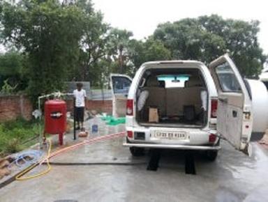 Apex Car Washing Lift Lifting Capacity: 4 Tonne