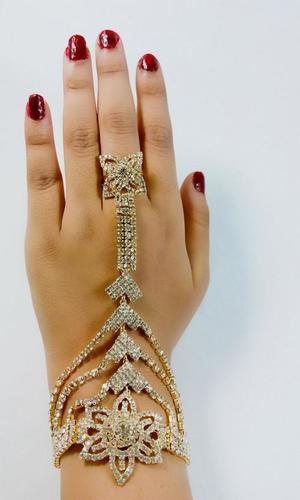 Stone Studded Hand Panja Jewelry Gender: Women