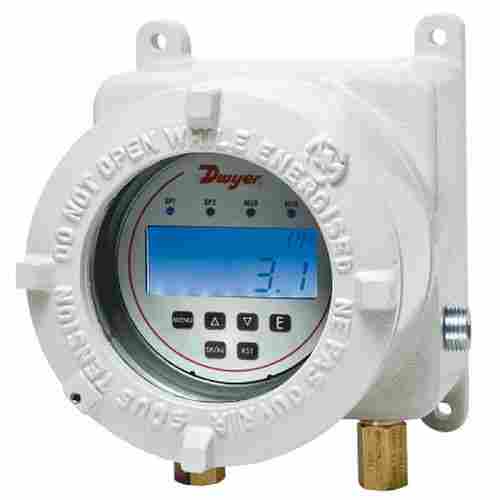 Digihelic Differential Pressure Controller (AT2DH3 Series)