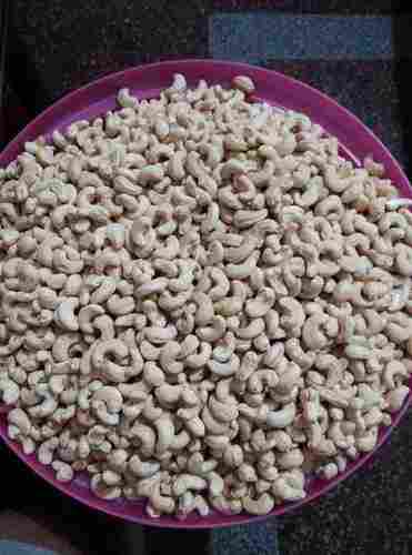 W320 Raw Cashew Nuts