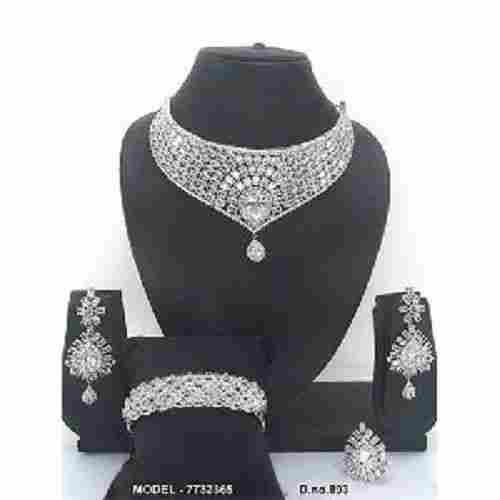 Party Wear Diamond Jewellery Set