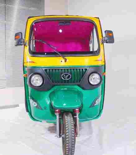 New Green Electric Three Wheel Auto Rickshaw