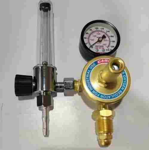 Oxygen Regulator with Analog Flowmeter