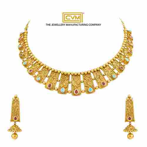 Tranditional Design Gold Necklaces Set
