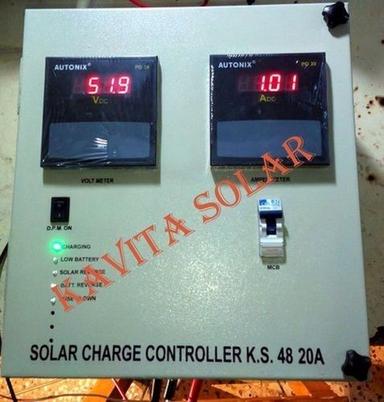 White 20A Pwm Solar Charge Controller