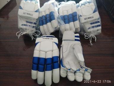 Cricket Batting Hand Gloves Age Group: Adults