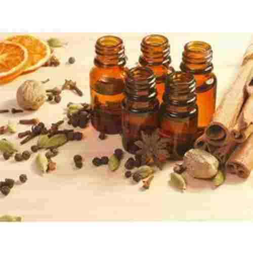 Herbal Spicy Steam Distilled Good Quality Cardamom Oil