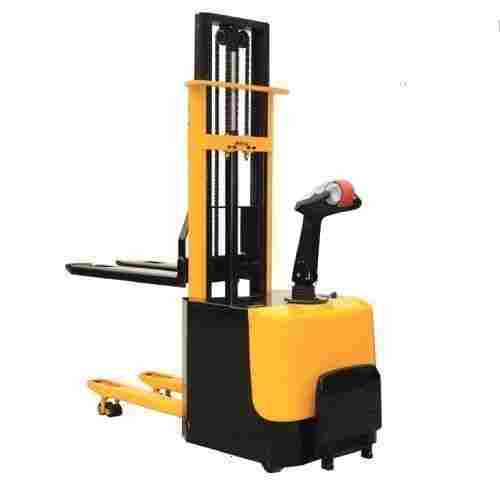 Power Efficiently Battery Operated Stacker