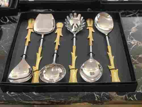 Polished Cutlery Set With 6 Piece