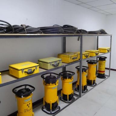 Yellow Industrial X-Ray Flaw Detectors