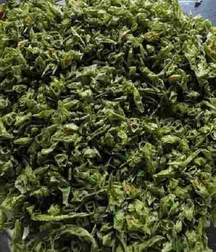 Green Chilli Flakes For Cooking, 100 % Fresh, Hygienic, Organic Cultivation, Optimum Freshness, Dark Green Color, Pacakging Size : 100gm, 250gm, 500gm