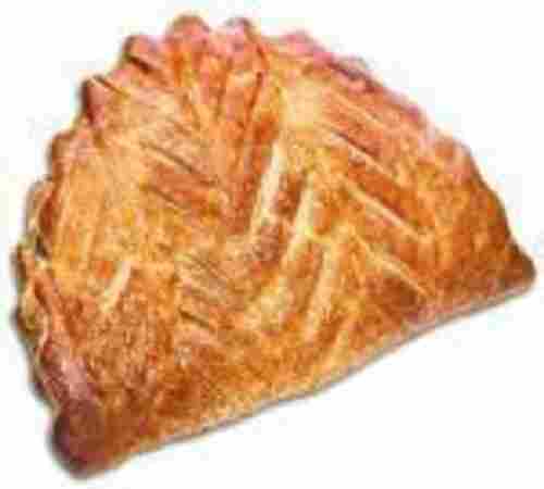 Puff Baked Pastry, Finest Quality, Fresh, Pure And Hygienic, Rich In Taste, Scrumptious Flavor, Pleasing Aroma, Free From Impurities, Brown Color