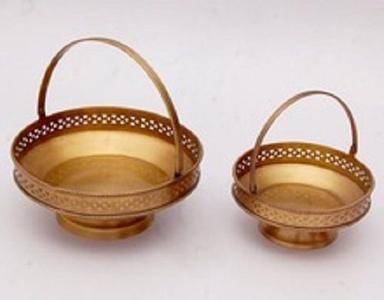 Various Colors Are Available Round Shape Brass Metal Fruit Basket