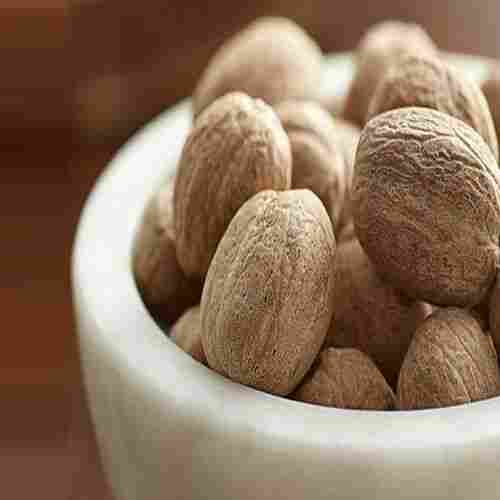 Natural Healthy Rich Taste Dried Brown Whole Nutmeg
