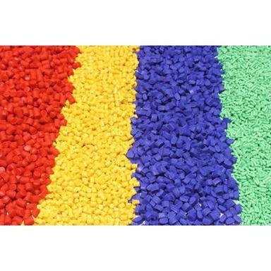 99 Percent Purity Red Yellow Blue Green Bright Color Plastic Masterbatches Granule Application: Extrusion Molding
