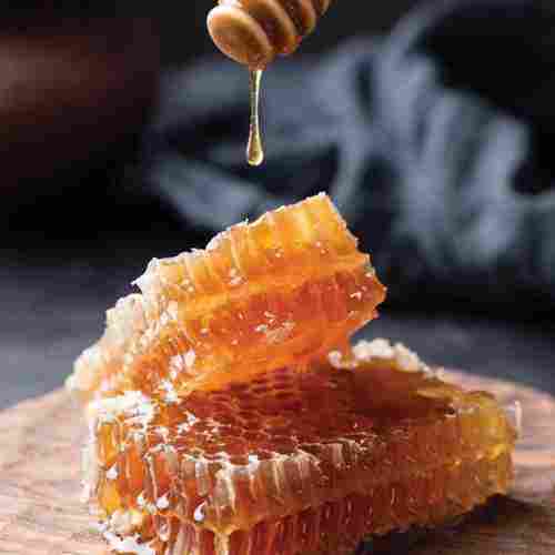 Personal, Clinical and Cosmetics Use Sweet Taste Raw Honey