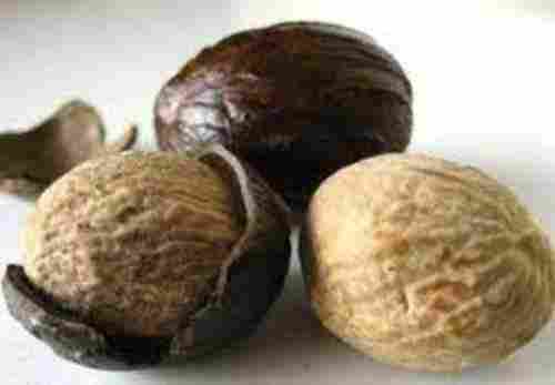 Fresh Round Shape Brown Color Nutmeg With Shell And Without Shell